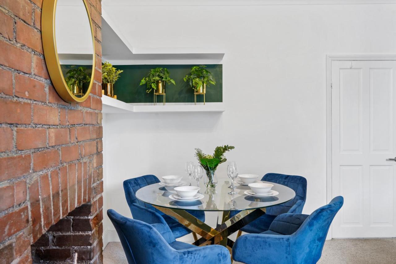 The Emerald Gem - Overlooking The Park Apartment Bristol Ngoại thất bức ảnh